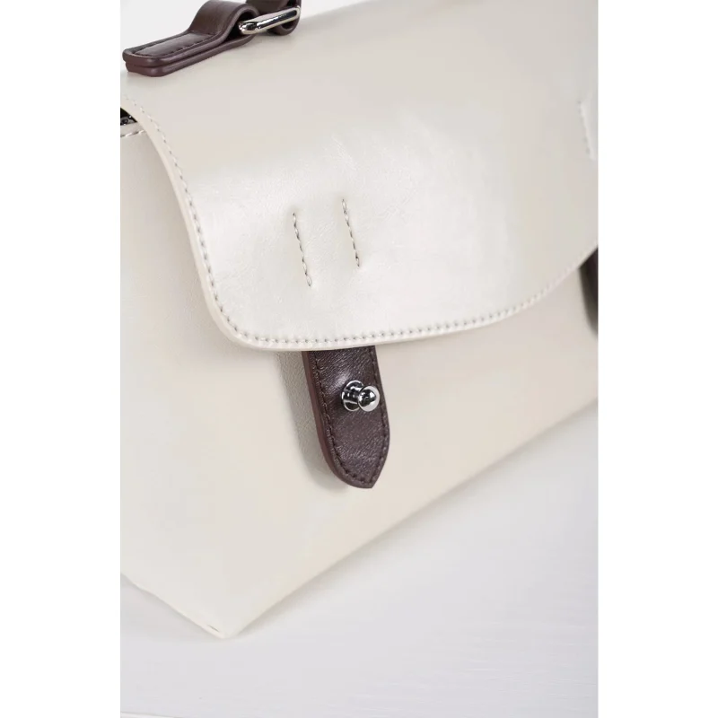 Genuine Leather Large Capacity Daily Commuting Crossbody Bag - Image 6