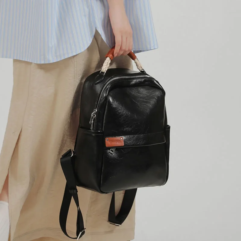 Large Capacity Texture Casual Backpack - Image 5