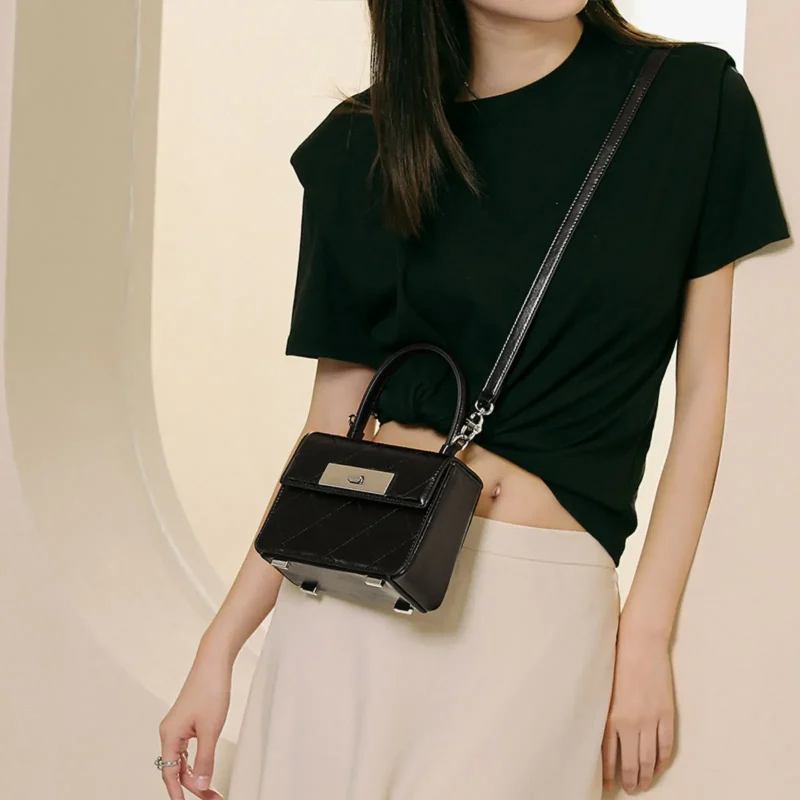 Genuine Leather Original Diamond Lattice Shoulder Bag - Image 3