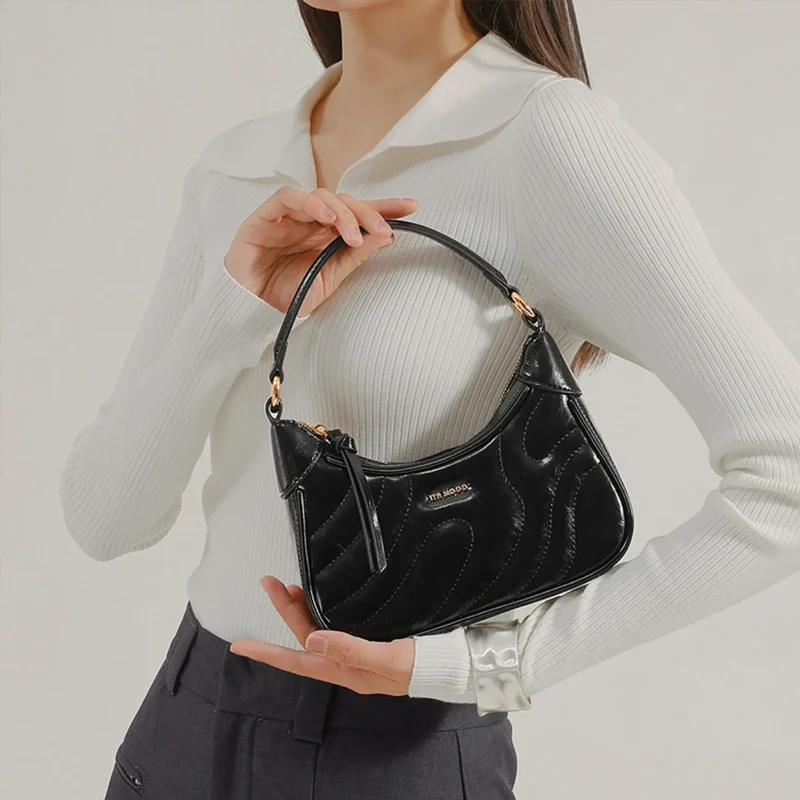 High-Quality Quilted Handbag with Removable Shoulder Strap - Image 2