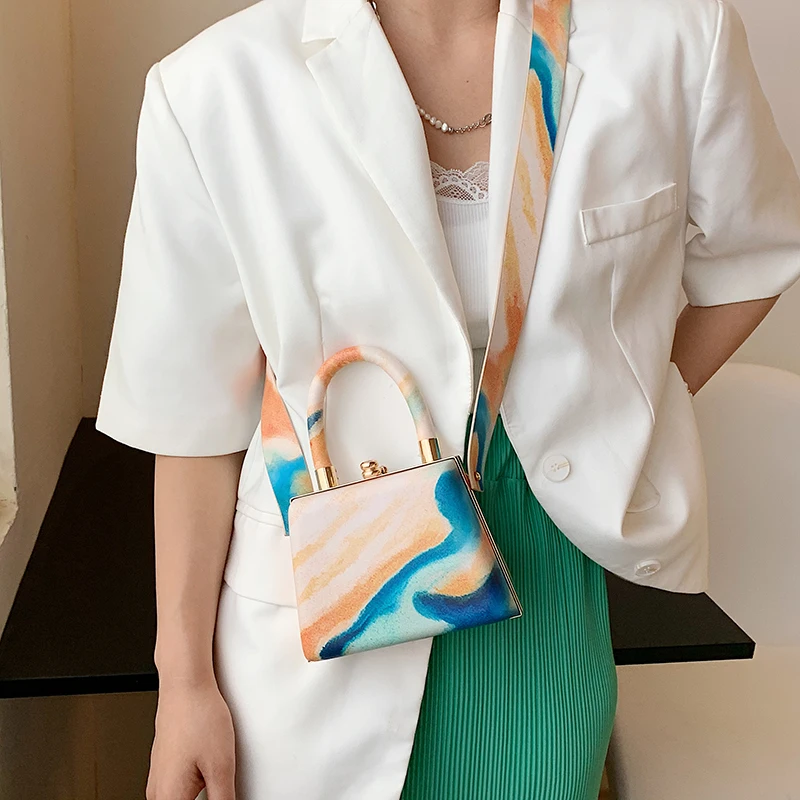 Luxury Vintage Mini Box Hand Bag - Image 3