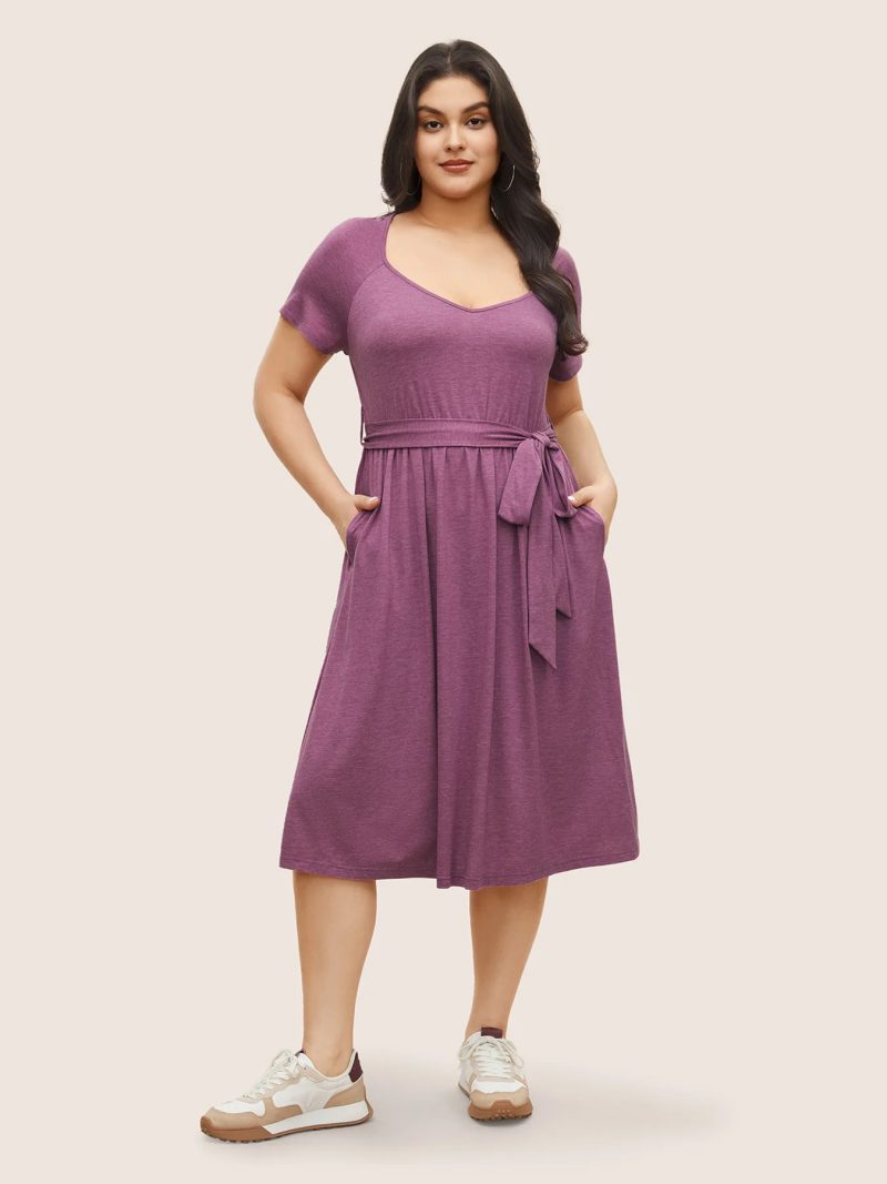Plus Size Solid Color Belted Waist Slimming Summer Dress - Image 3
