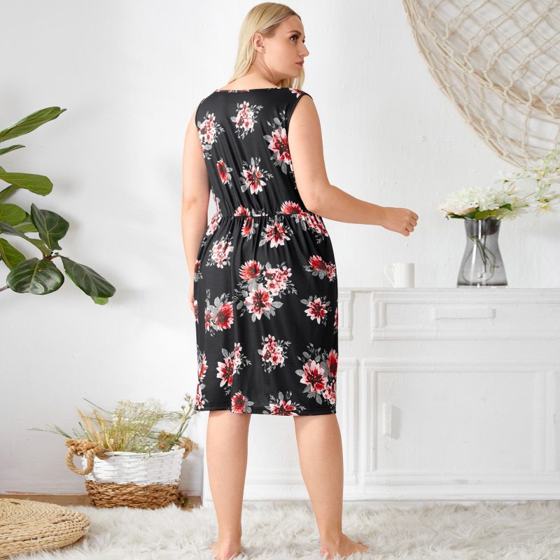 Comfortable Plus Size Nightdress with Lace Accents: Ideal for Cozy Homewear - Image 4