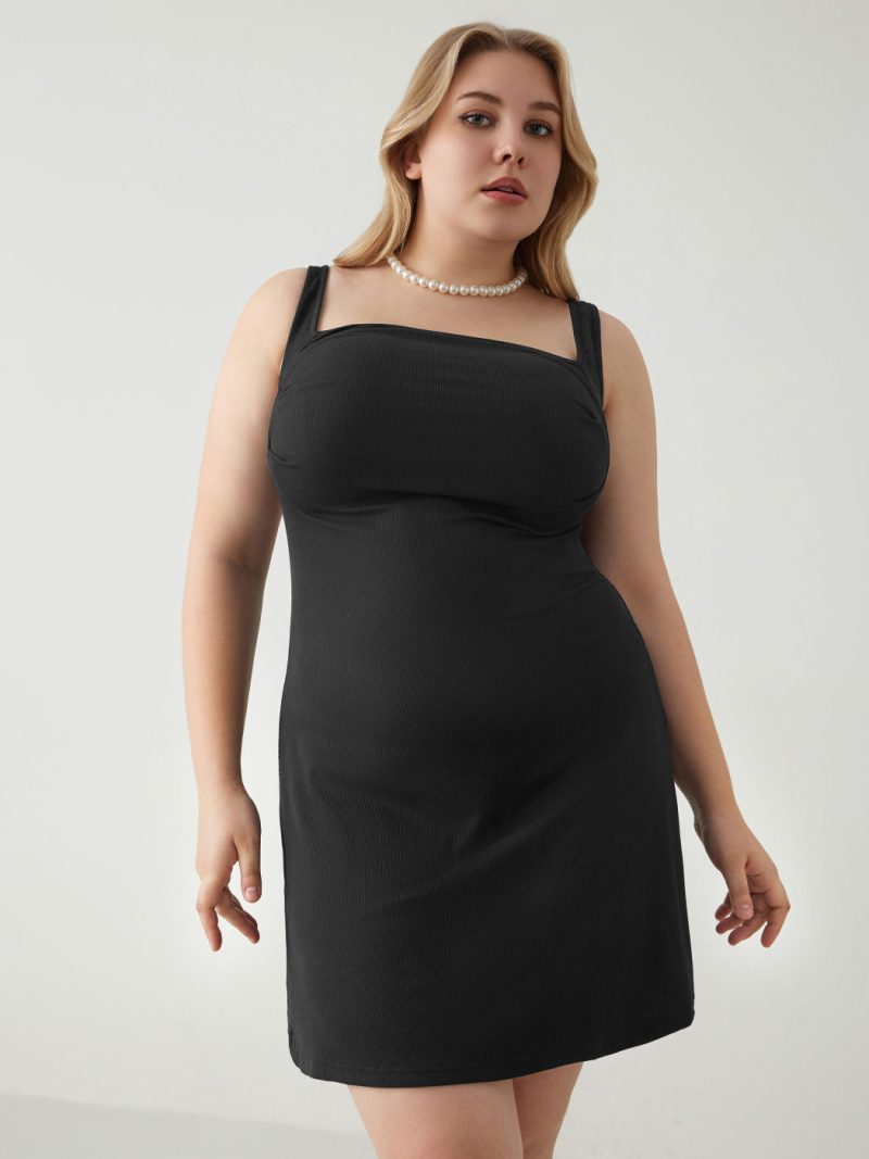 Plus Size Solid Color Backless Spaghetti Straps Dress: Tight and Sexy for Women's Wear - Image 2