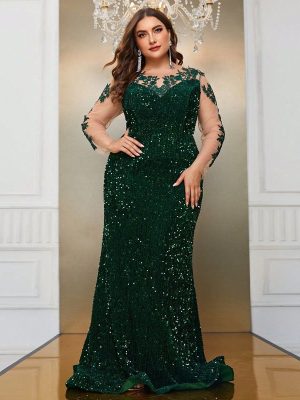 Three-Dimensional Floral Evening Dress: Plus Size Cocktail