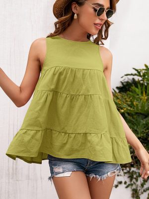 Effortless Elegance: Round Neck Sleeveless Vest Top with Multi-Section Stitching