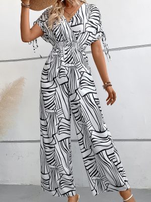 Sexy V-Neck Printed Batwing Sleeve Jumpsuit with Fitted Waist for Women