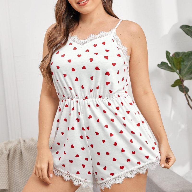 Be the Epitome of Plus Size Comfort in this Heart Printing Jumpsuit!