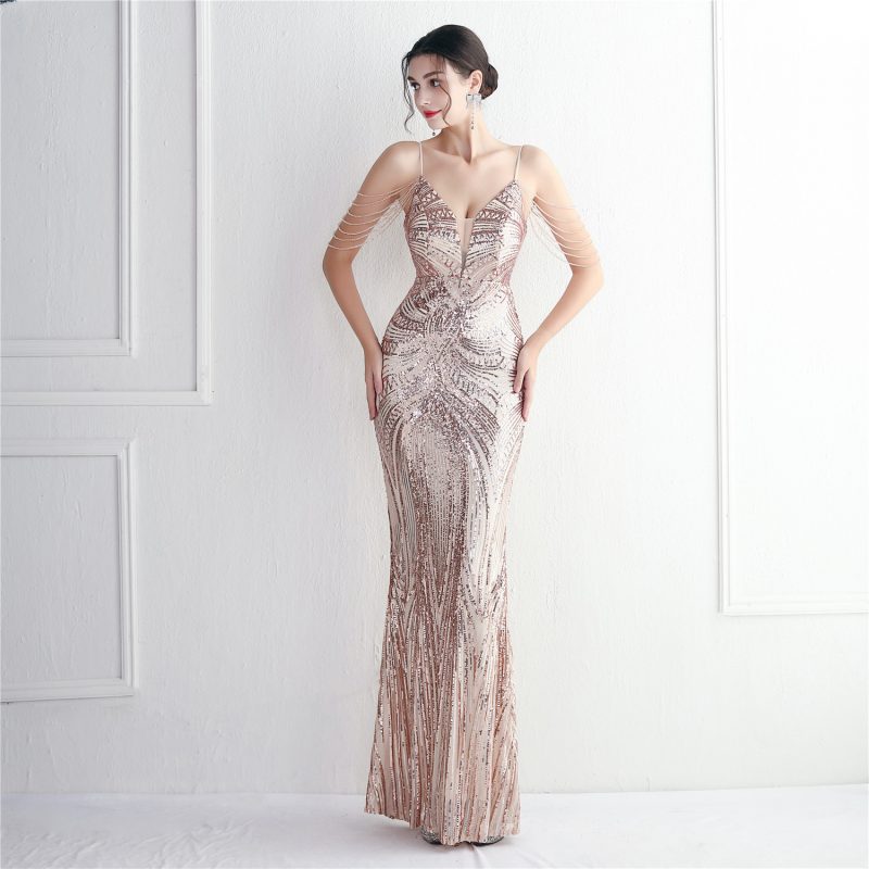 Positioning Sequined Cocktail Dress: Women's Slim Fit - Image 4