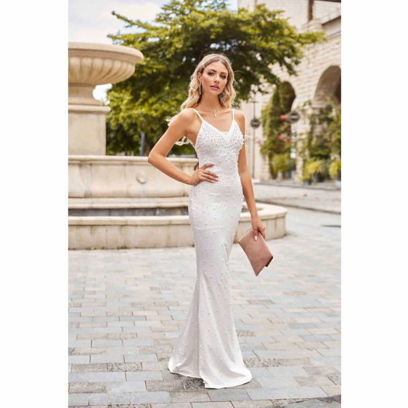 Classic Beauty Solid Color Dress: Elevate Your Look with Timeless Style! - Image 4