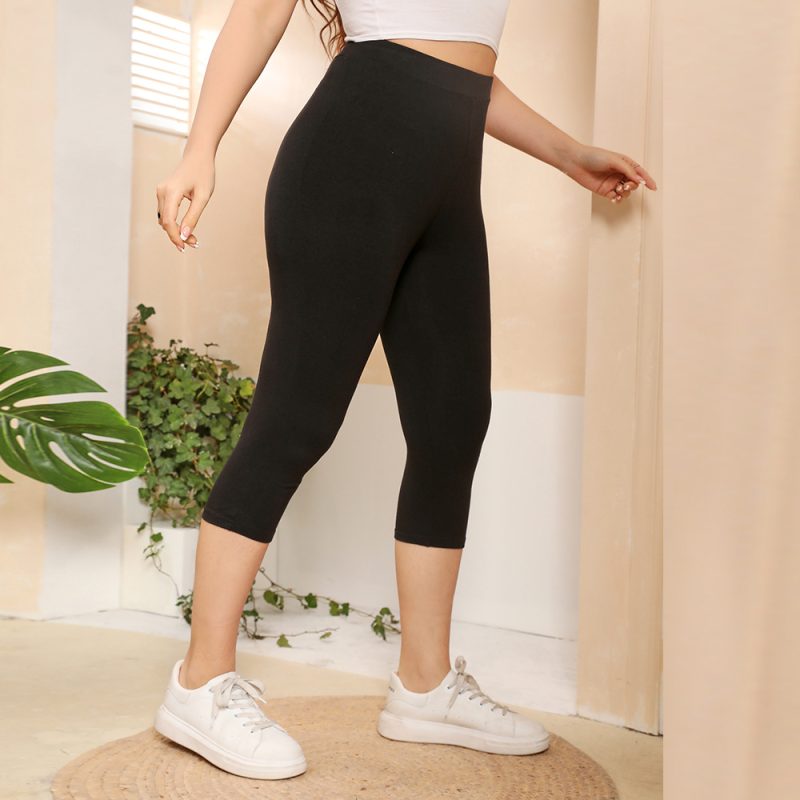 Plus Size Spring Solid Color Slim Fit Cropped Skinny Pants: Women's Slimming Base Wear" - Image 3