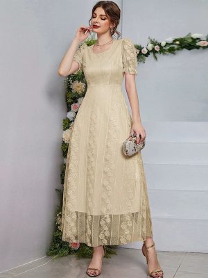 French Chic: Slimming Mesh Stitching U-neck Solid Color Maxi Dress for Spring/Summer Women’s Clothing