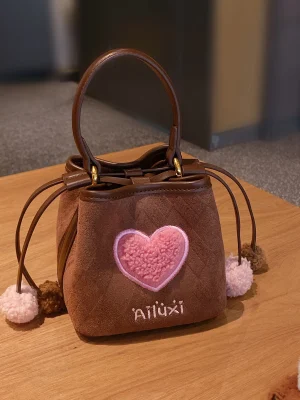 Love Heart Decoration Bucket Bag