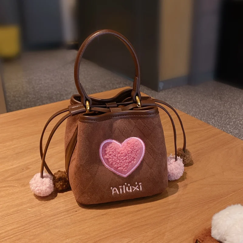 Love Heart Decoration Bucket Bag