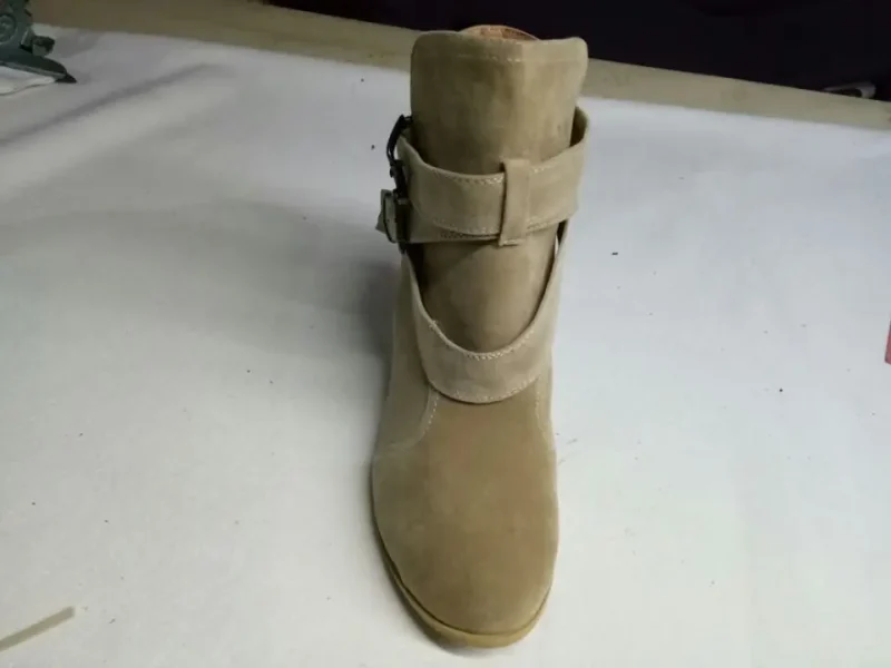 Eco Cute Chunky Heel Chelsea Short Boot - Image 6
