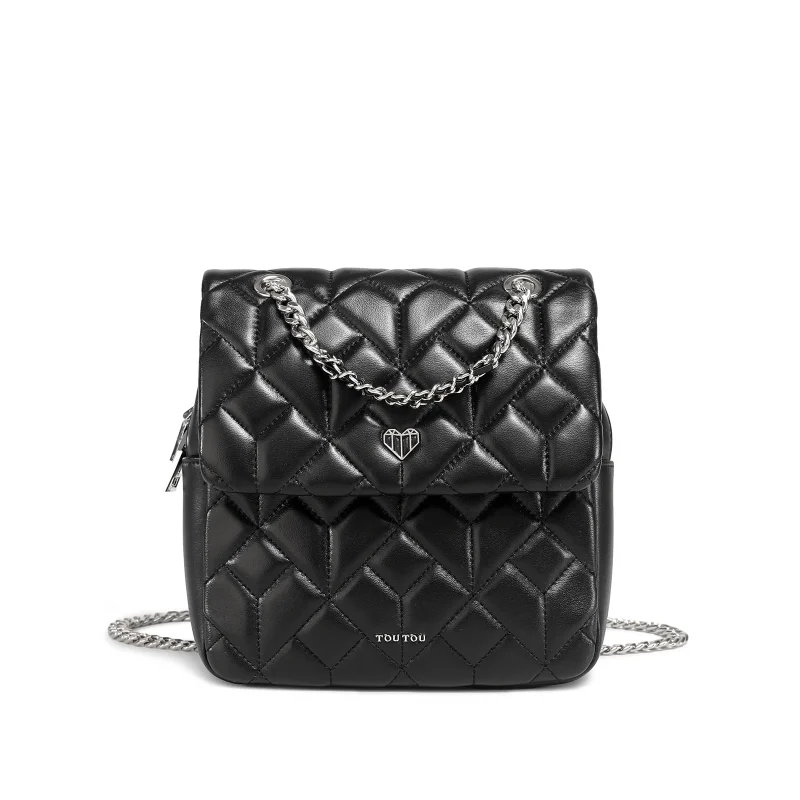 Quilted Luxury Diamond Lattice Backpack - Image 8