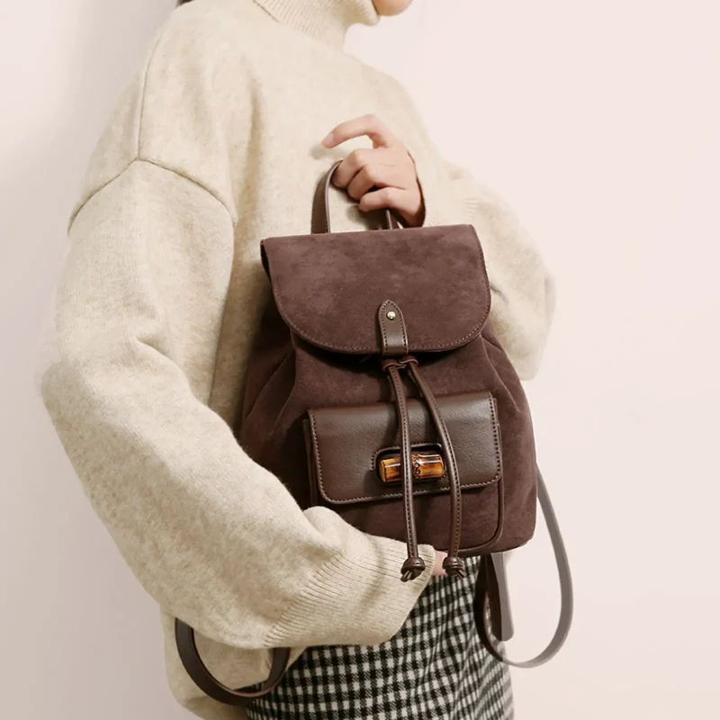 Large Capacity Retro Versatile Niche Backpack - Image 7