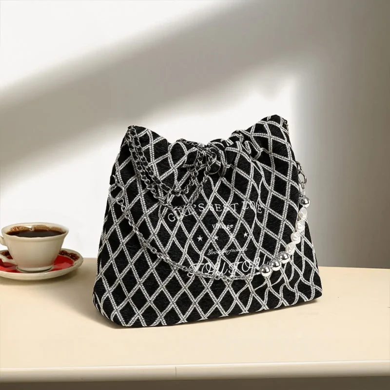 Eco Large Capacity Traffic Hug Bucket Bag