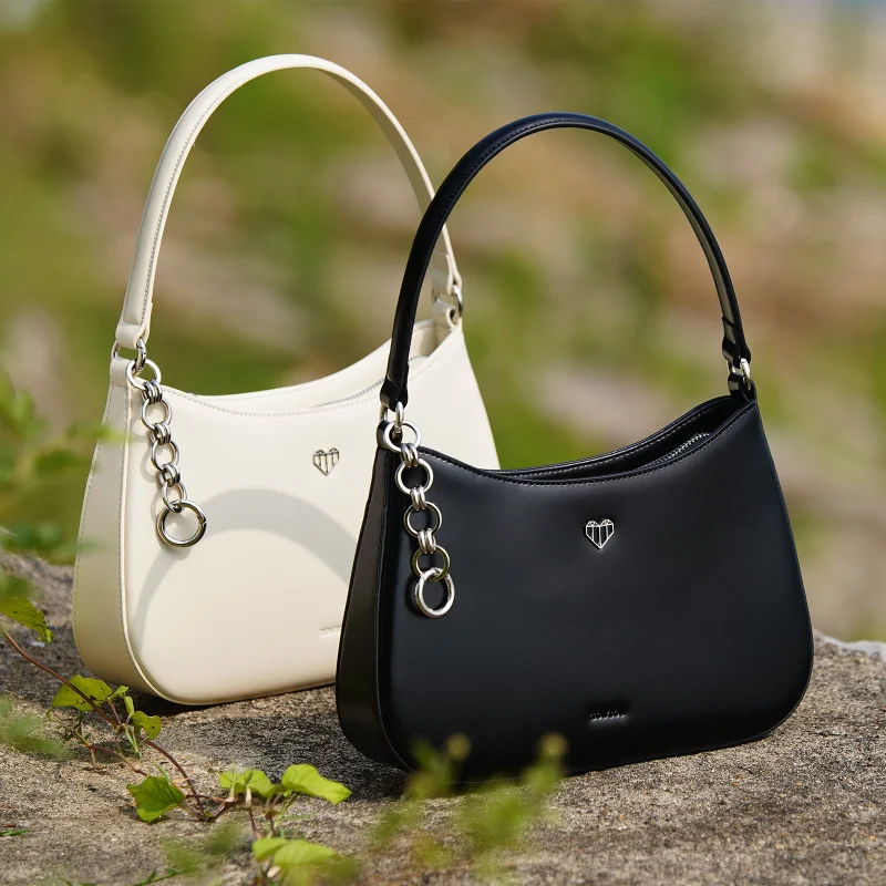 Luxury Chain Decoration Crescent Bag