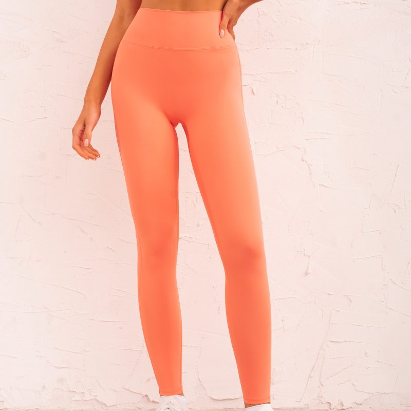 Three-Piece High-Strength Sports Suit: Sports Underwear with Pleated Fitness Pants for Women - Image 13