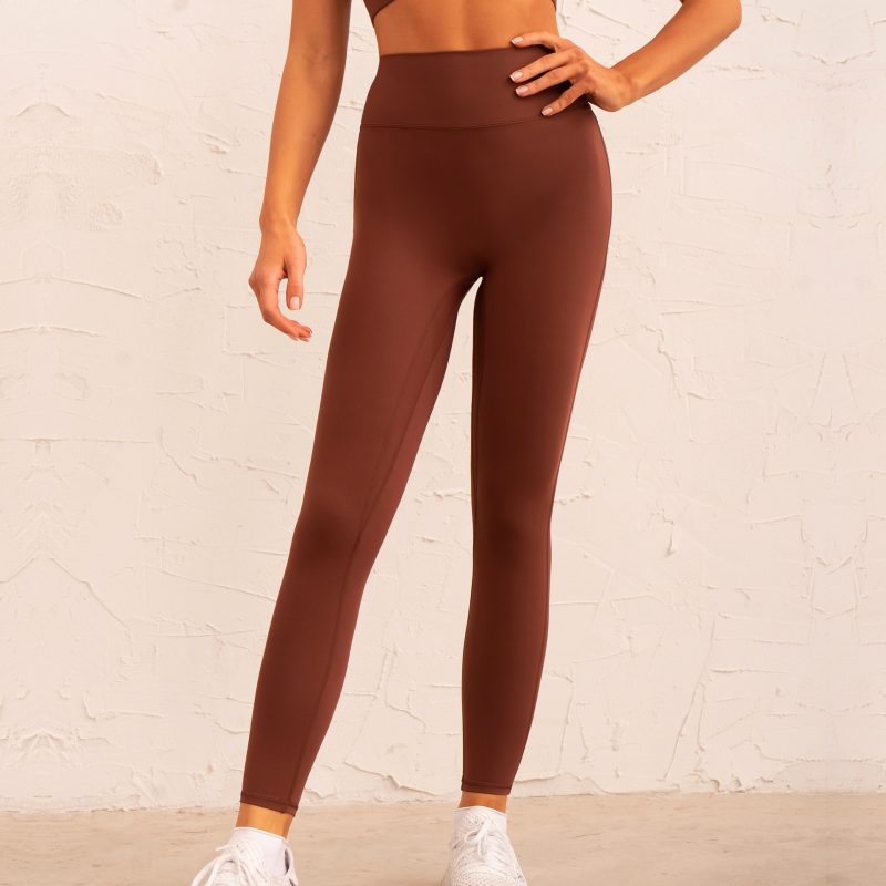 Three-Piece High-Strength Sports Suit: Sports Underwear with Pleated Fitness Pants for Women - Image 15