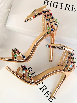 Color Rivets Roman Style Heeled Sandals