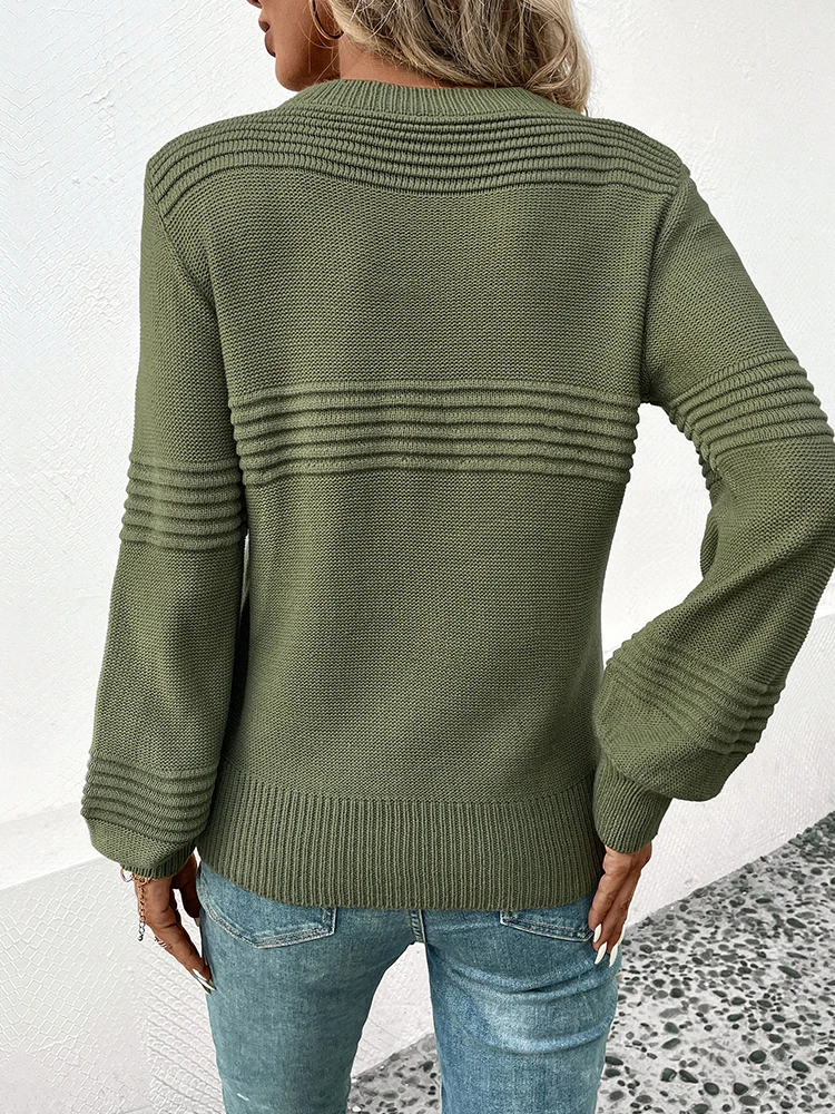 Round Neck Pleated Vintage Top - Image 2