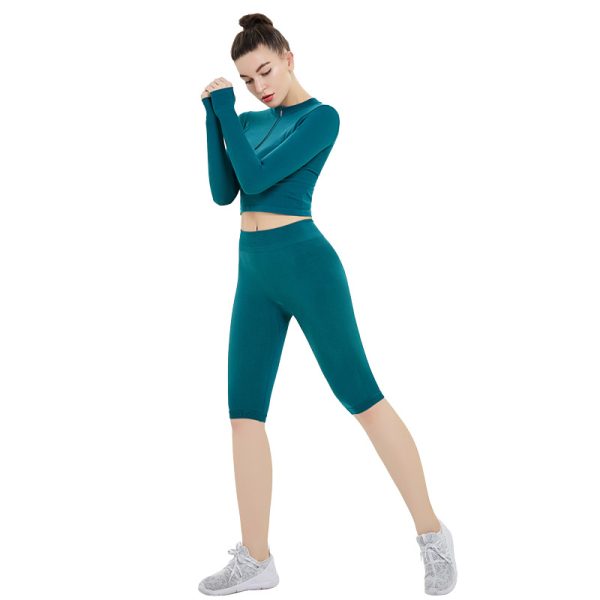 Seamless Solid Color Two-Piece Yoga Clothes Set - Image 2