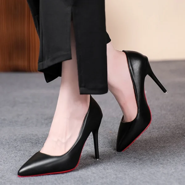 Simple Elegant  Black High Heels