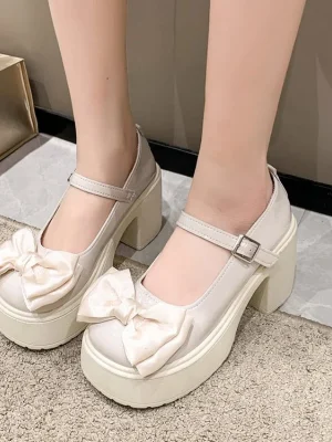 Vintage Japanese Style White Platform Mary Jane Heels