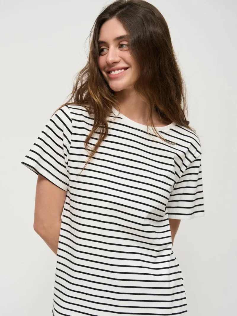 Eco-friendly Short Sleeve Striped Cotton T-Shirt - Image 3
