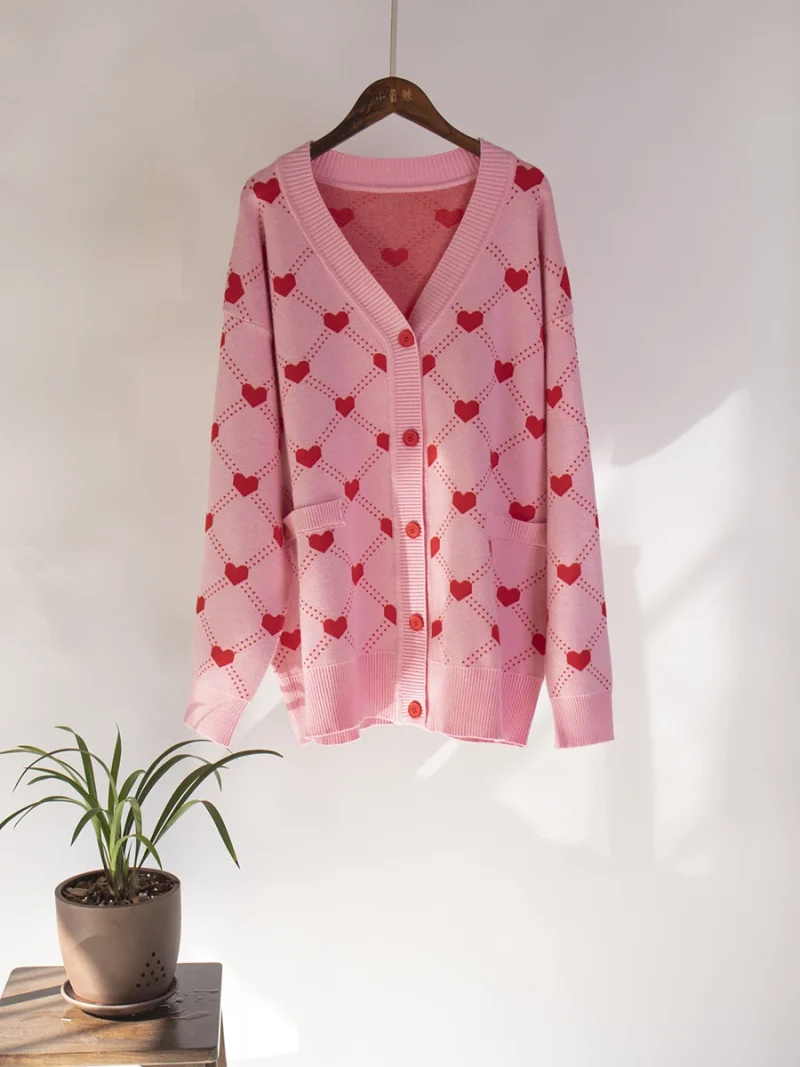 Eco-friendly Pink Hearts Print Oversize Cardigan - Image 6
