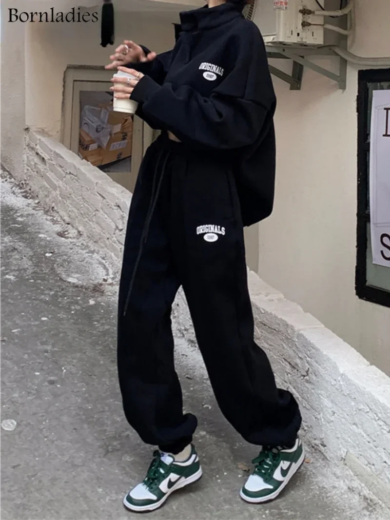 Eco-friendly Cotton Oversized Sweatshirt and Pants Set - Image 4