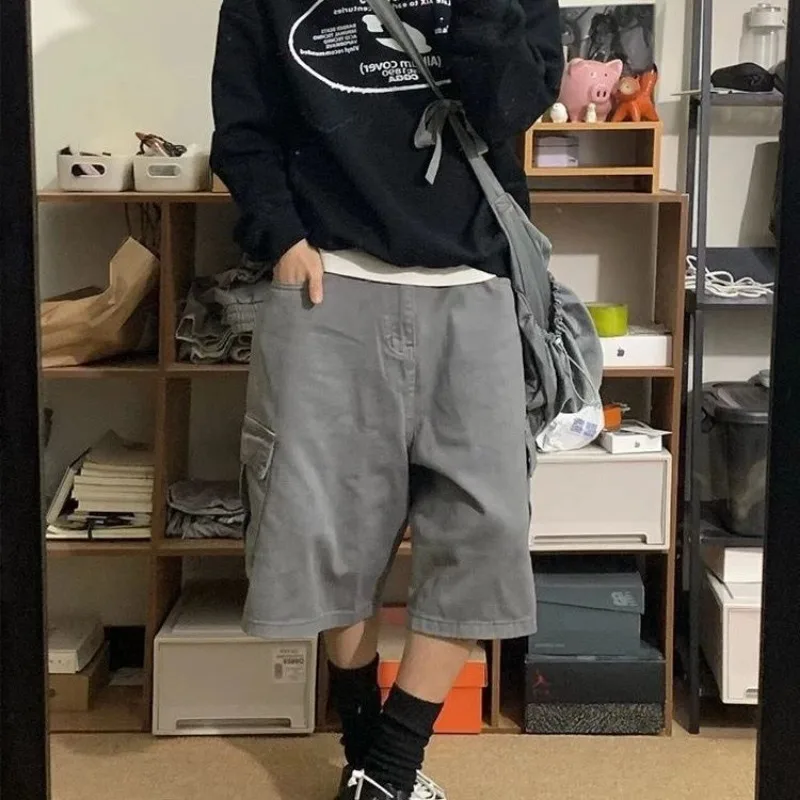 Vintage Oversized Jorts: Y2K Harajuku Cargo Shorts - Image 3