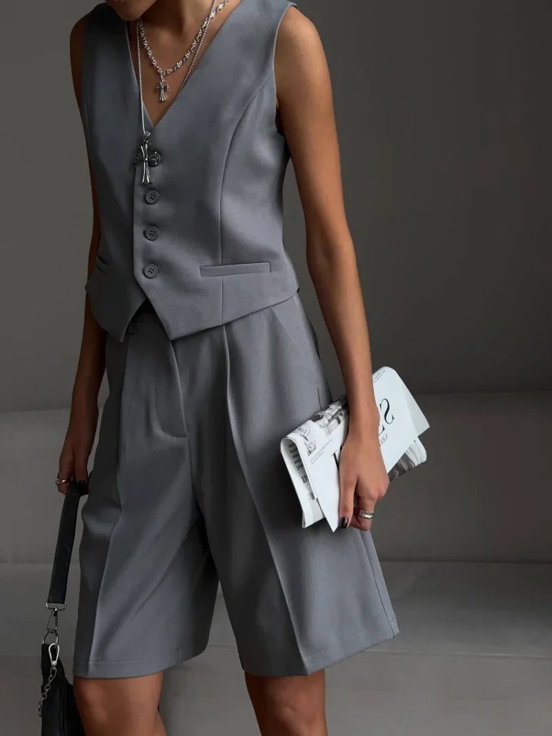 Eco-friendly Chic Summer Vest and Shorts Set - Image 3