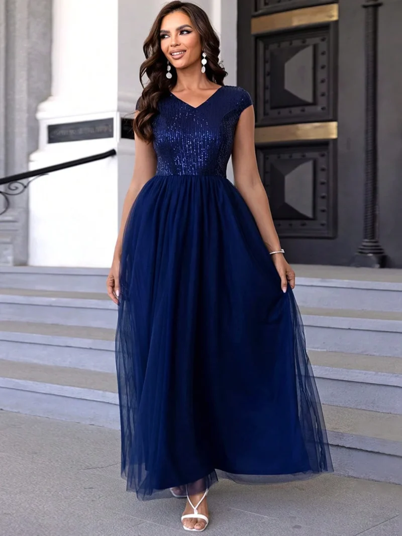 Elegant Vintage Black Sequin Maxi Dress - Image 8