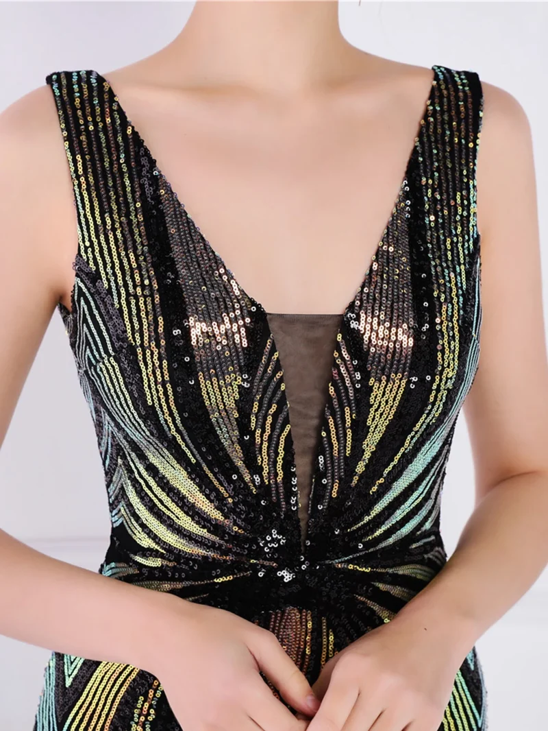 Sexy Black and White Sequin Maxi Dress - Image 5