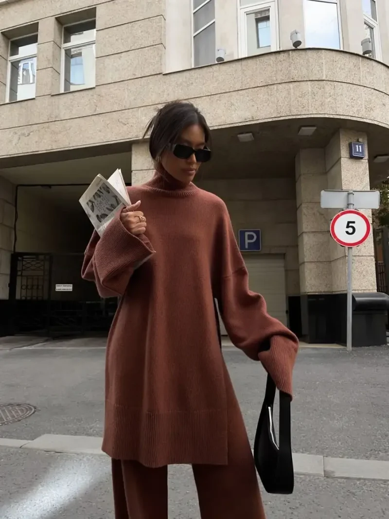Women's Turtleneck Sweater  Pants - Image 4