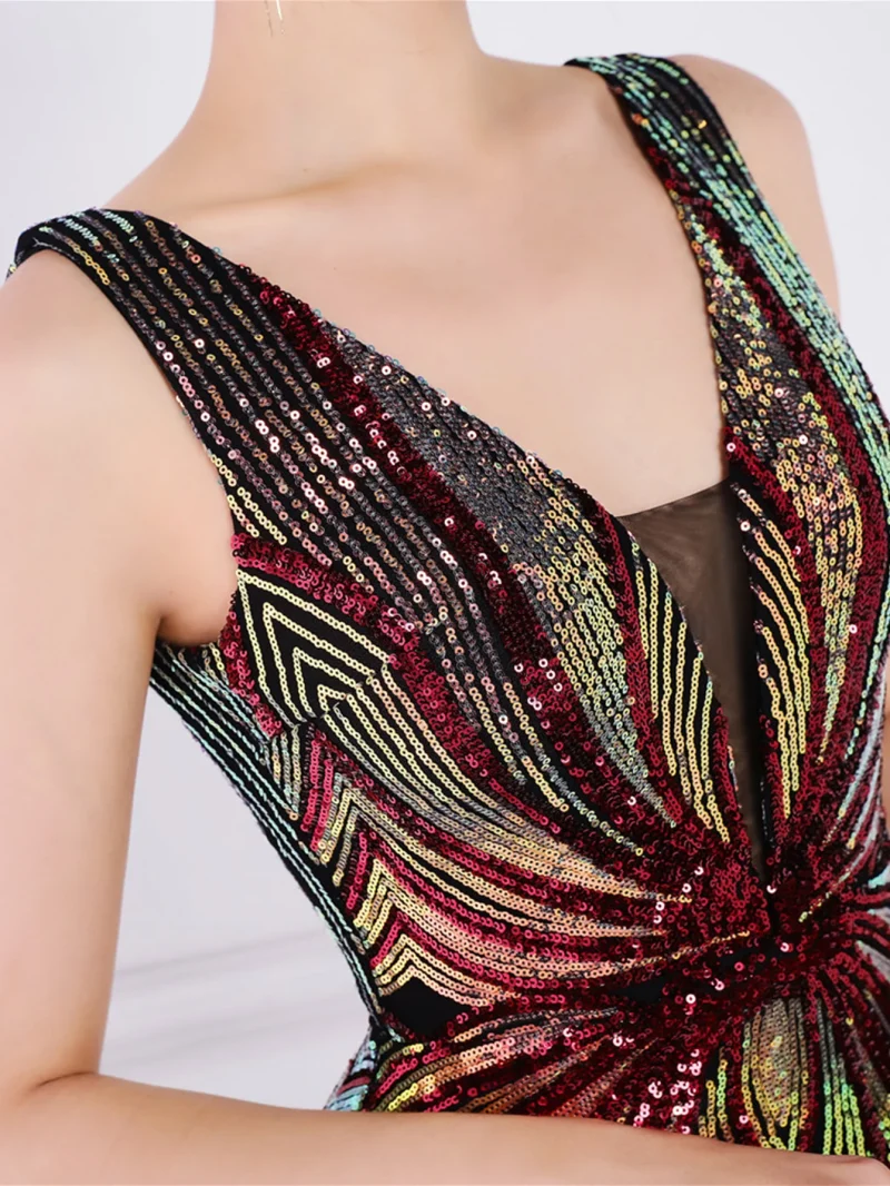 Sexy Black and White Sequin Maxi Dress - Image 8