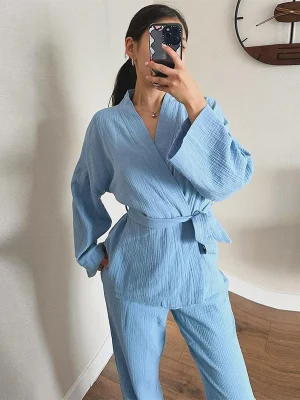 Women’s V-Neck Top & Pants Suit