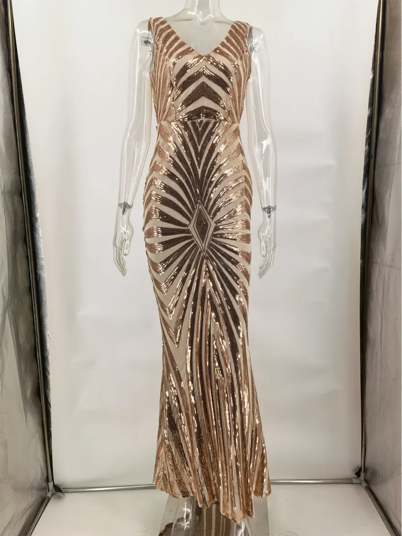 Elegant Vintage Maxi Dress - Image 5