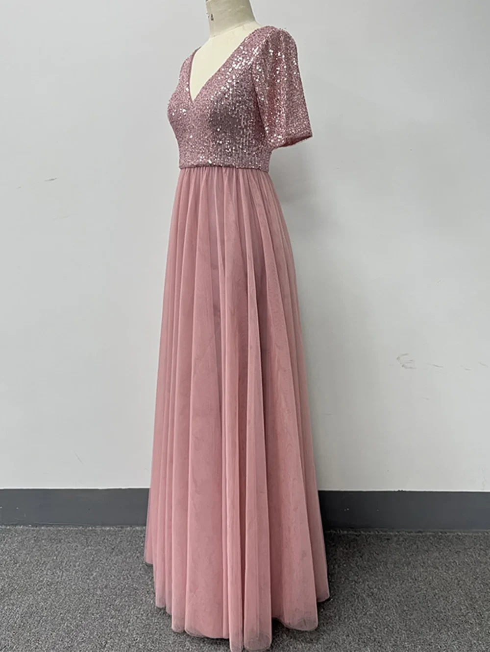 Sparkling Backless Maxi Dress with Mesh - Image 10