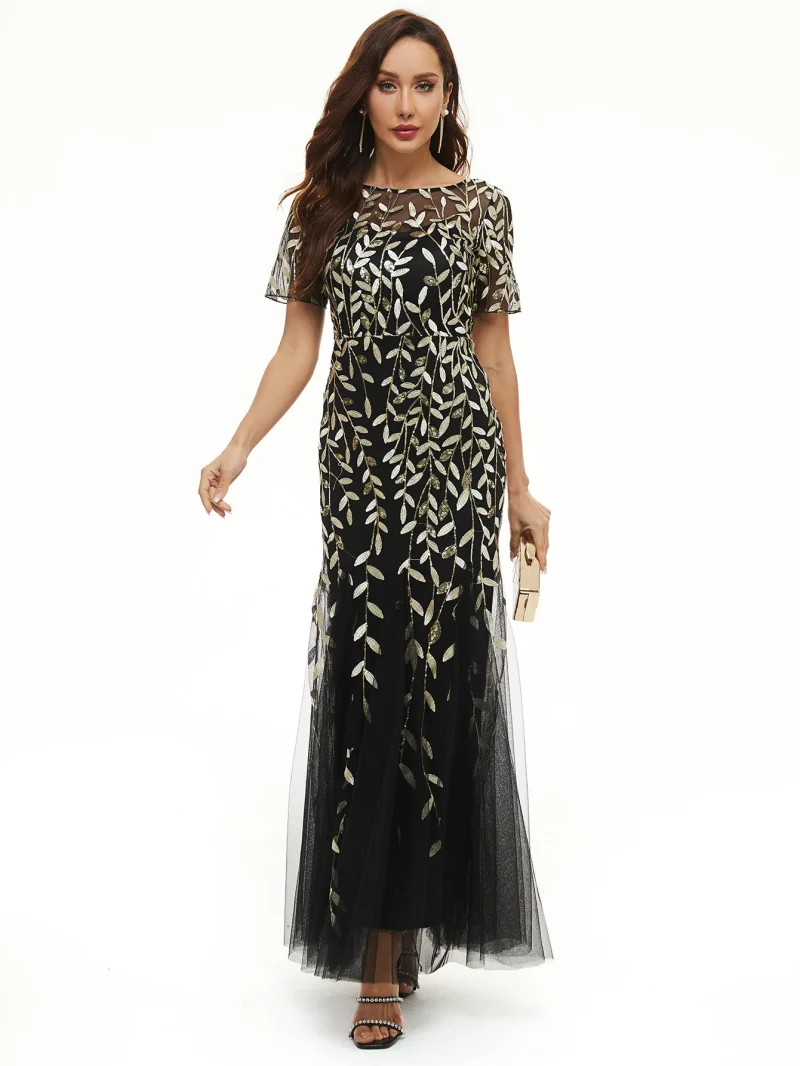 Elegant Bridesmaid Dress with Sequins - Image 18