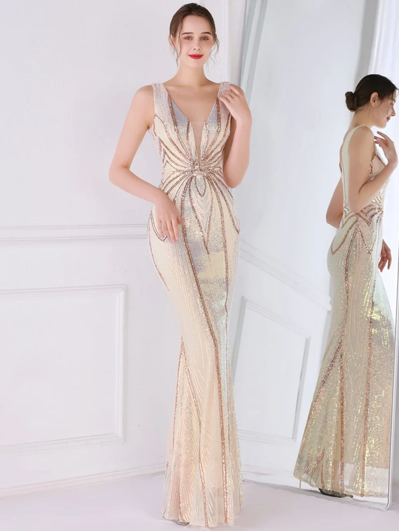 Sexy Black and White Sequin Maxi Dress - Image 11