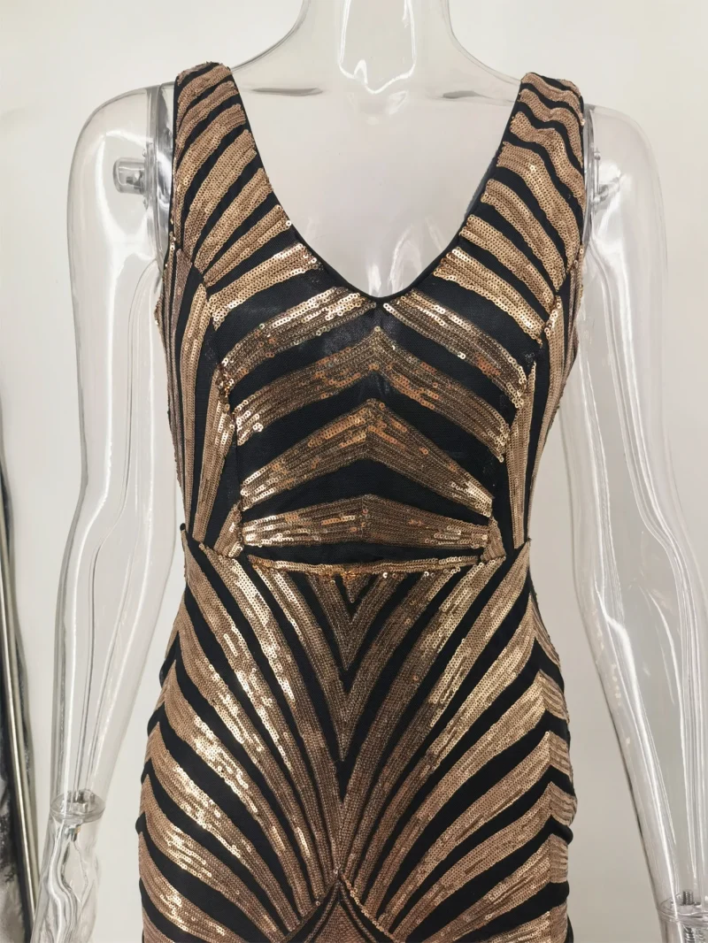 Elegant Vintage Maxi Dress - Image 10