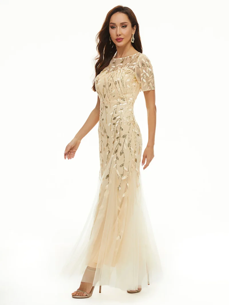 Elegant Bridesmaid Dress with Sequins - Image 16