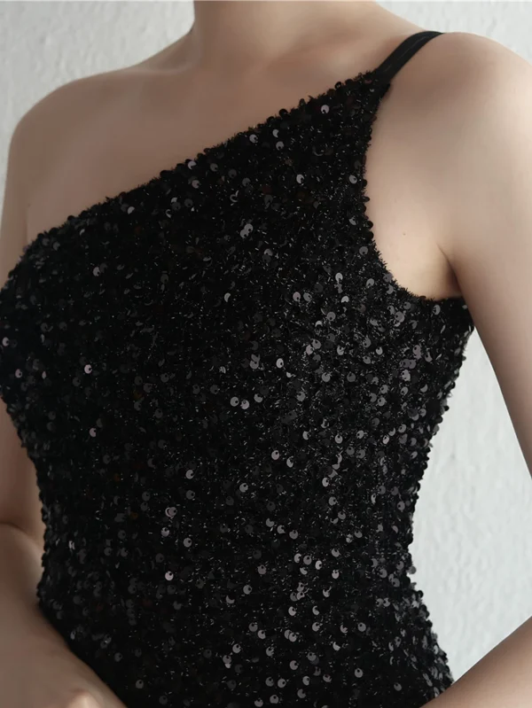 Luxury Black , White Sequin Fishtail Dress - Image 8