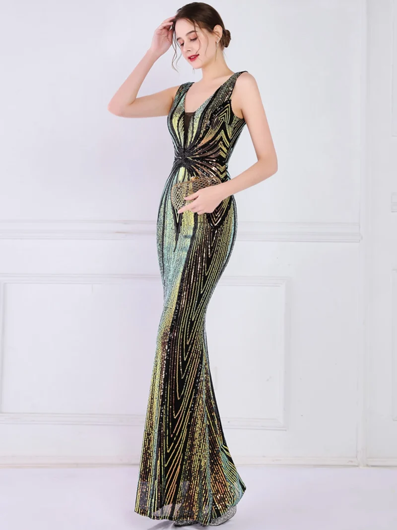 Sexy Black and White Sequin Maxi Dress - Image 4