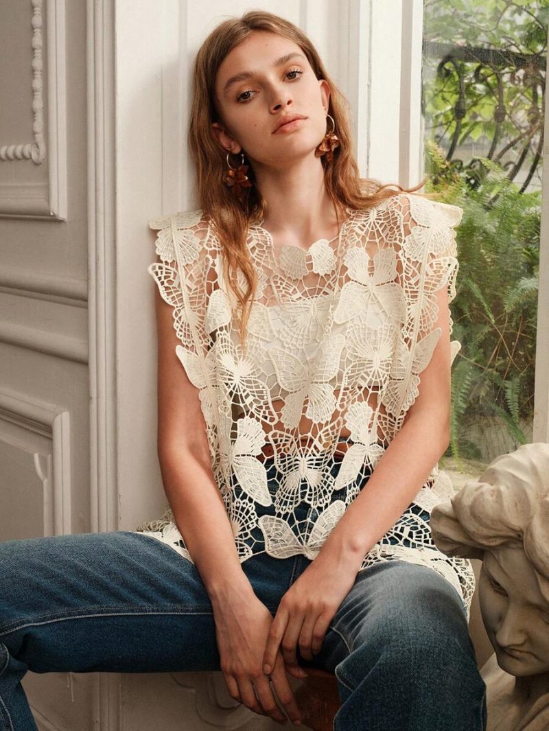 Cutout Sleeveless Blouse for Women - Image 4