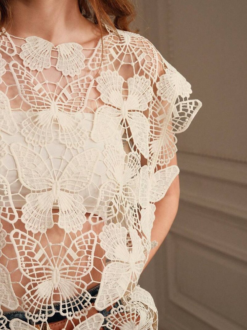 Cutout Sleeveless Blouse for Women - Image 9
